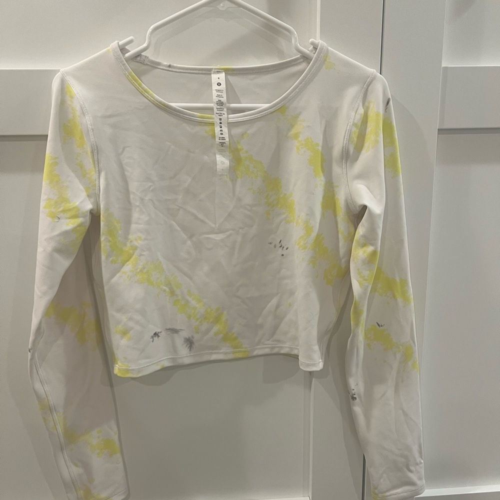 Lululemon top